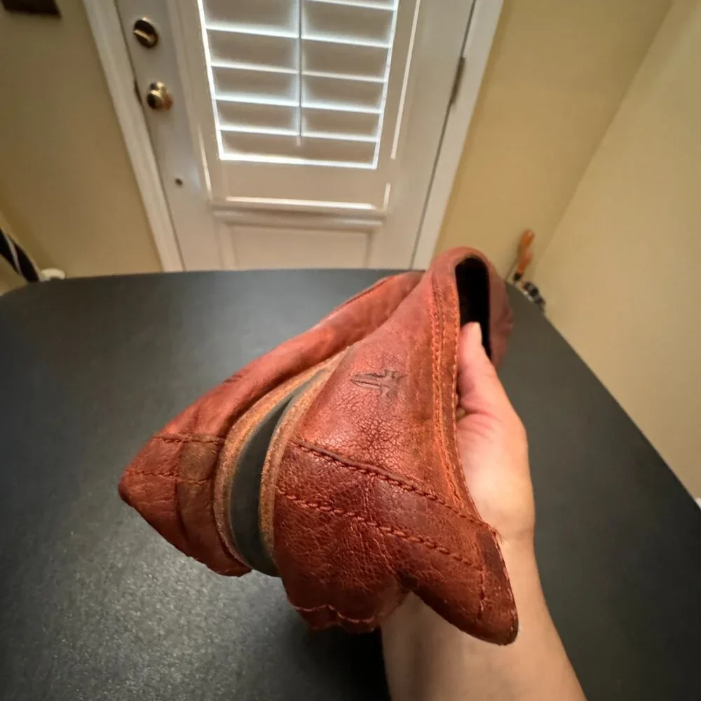 Frye Carson ballet flats tan size 7.5